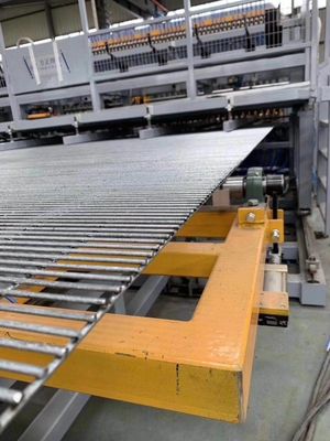 棒鋼ワイヤーまっすぐになり、打抜き機の直径4-8mm